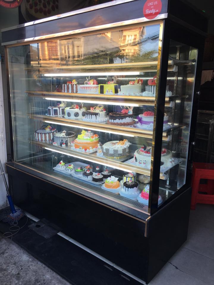 Thu mua tủ trưng bày bánh kem cũ giá cao